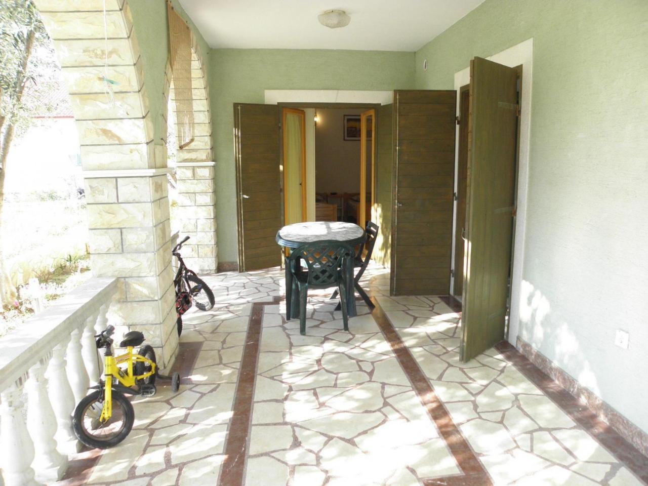 Apartments Brane - 180M To The Sea Vrsi Exterior foto